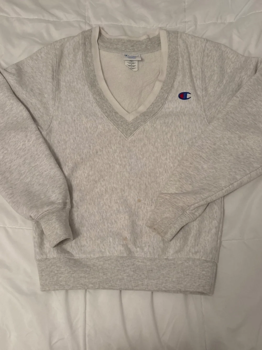 Champion Reverse Weave Ribbed V-Neck Sweater - Picture 4 of 5